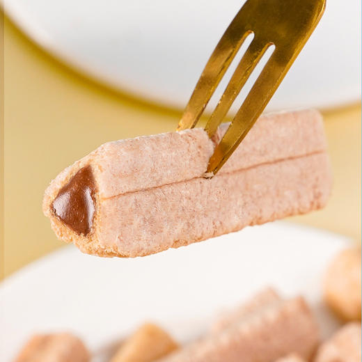 【幸福的味道就在咔嚓脆！熔岩三角酥】网红巧克力牛奶夹心威化饼干，甜而不腻 酥脆可口，办公休闲零食小吃年货Y 商品图1