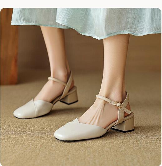 【预售5天】韩版羊皮包头凉鞋女夏季粗跟中跟一字扣气质后空单鞋温柔通勤CQSJ&HL-3280 商品图1