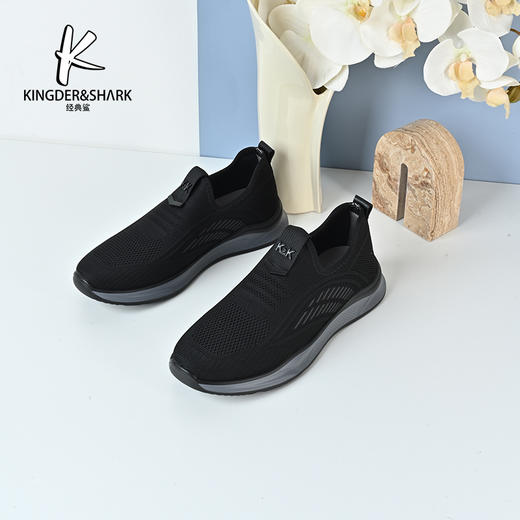 经典鲨2024年男士透气平底一脚蹬舒适休闲鞋跑步鞋KW262-D26061 商品图3
