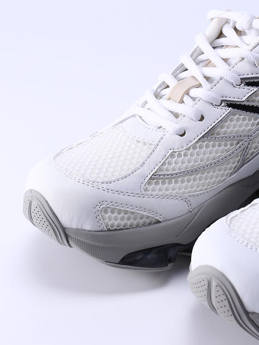 COCO ZONE户外舒适休闲运动鞋网面透气缓震跑步鞋CC2A0131 商品图3