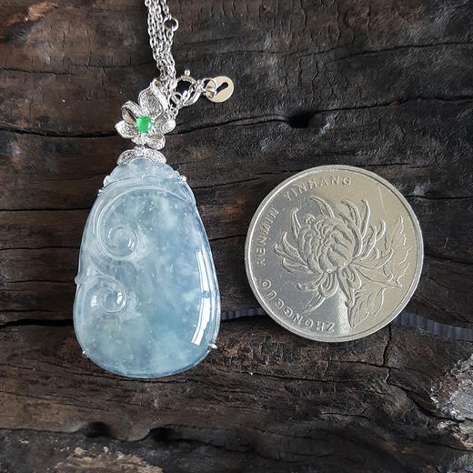 【天然正品】A货翡翠冰种飘木那雪花棉如意造型翡翠AU750精品白金镶钻吊坠项链39.7*20.4*7.9MM（皆取最大值） 070823NJ54+ 商品图4