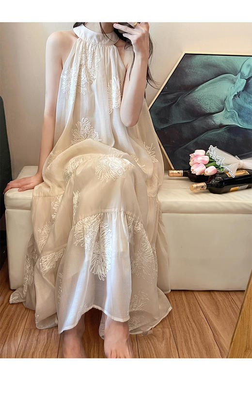 度假连衣裙 商品图1