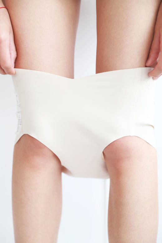 390大洋一盒，运动内裤2条装。亲肤无痕肤色提臀裸感内裤A052668 商品图11