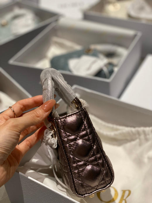 活动款 📍 
顶级版本368包邮🉐️
超迷你戴妃 𝟏𝟐𝐜𝐦
全套包装 〰️ 商品图4