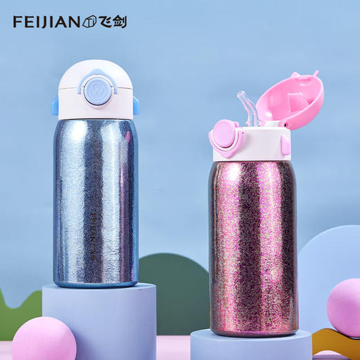 飞剑 550ML航天系列钛品保温杯 悟童儿童保温钛杯幼儿园吸管双盖纯钛保温钛杯保温壶斜跨水杯外出钛水杯 商品图3