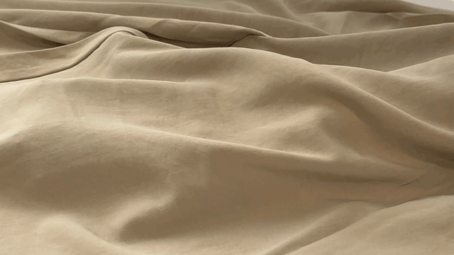 夏天救命神裤来了！真丝触感，显瘦遮肉显腿长，穿上立降5℃