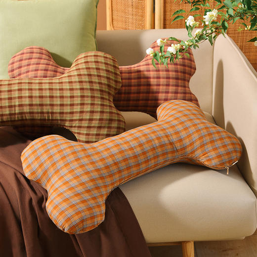 复古格纹系列小骨头抱枕长条抱枕夹腿抱睡公仔玩偶 商品图0