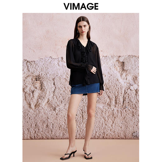 VIMAGE纬漫纪时尚荷叶边黑色网纱防晒两件套雪纺衫上衣夏新款V2113736 商品图1