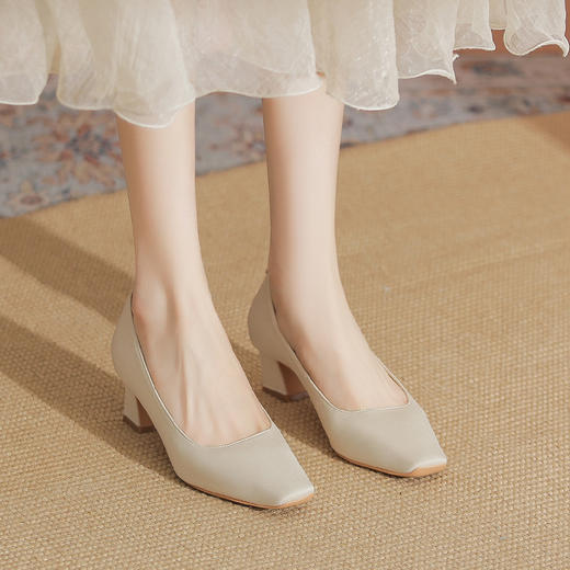 法式复古方头粗跟单鞋女2024年春夏新款高跟鞋工作通勤女鞋_HLY 商品图7