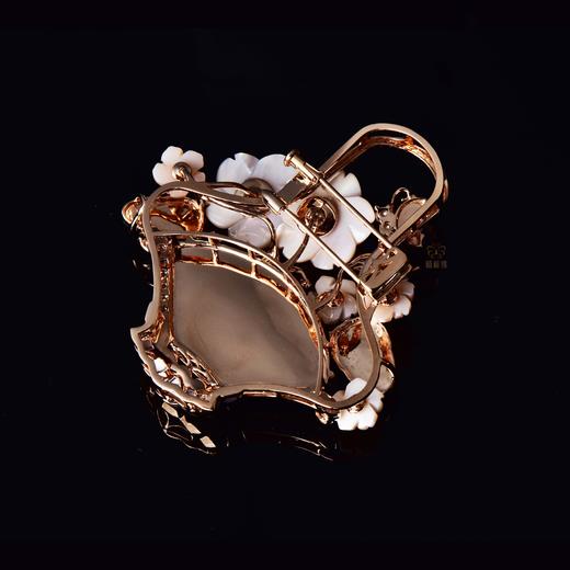 【一揽富贵】绿翠贝母花篮胸针-XZ12312108 商品图6