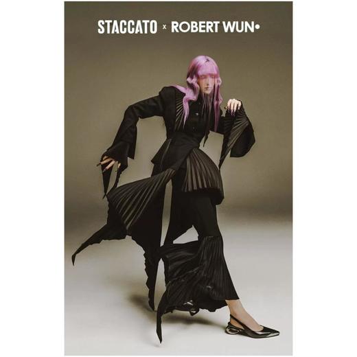 2楼思加图STACCATO女鞋新款铠甲花朵凉鞋EDK32 商品图0