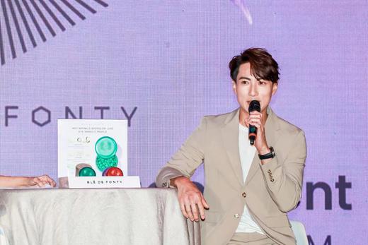 新增礼盒！护手霜！只供专柜的30粒装！便宜了百来块！品牌直发！新加坡BledeFonty枫缇马卡龙精华油红石榴熬夜提亮抗皱以油养肤 面油/眼油/颈部油/胸部/臀部/腿部统统都有❗️  超多款可选 商品图1