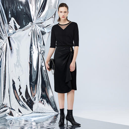 EITIE爱特爱秋季新款网纱拼接黑色修身显瘦百搭针织衫7501201 商品图4