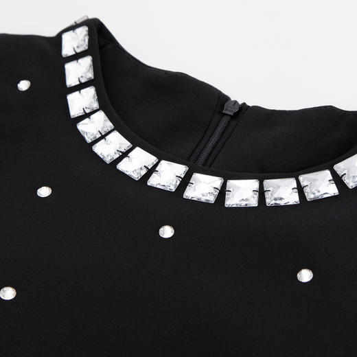 PF8B9斯尔丽24新款H型气质小香短袖撞色全身镶钻经典显瘦连衣裙 商品图4