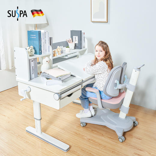 德国SUSPA苏世博纽伦堡儿童学习桌可升降实木学生桌椅套装 商品图6