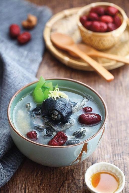 现宰现发【生态散养-白凤乌骨鸡】下单再赠人参➕桂圆枸杞红枣滋补包，炖汤好搭档~ 商品图9