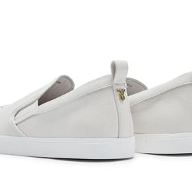 2楼STACCATO女鞋（新百购）思加图2024春新款休闲时尚平底鞋一脚蹬懒人鞋小白鞋女鞋EU401AA4