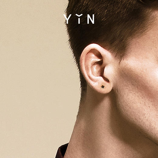 「垠」黑色包镶玛瑙耳钉 商品图3