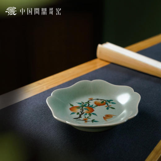 问鼎哥窑豆青楚葵壶承（福桃满枝）（缺货） 商品图2