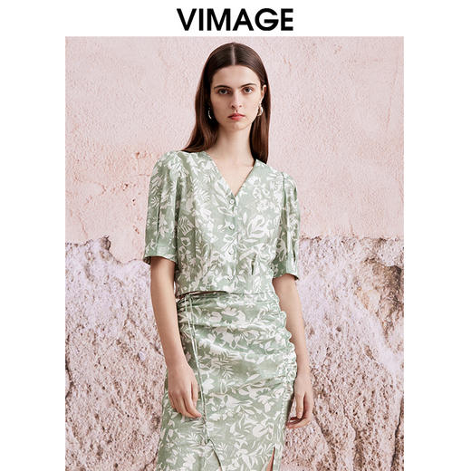 VIMAGE纬漫纪夏季新款气质时尚印花泡泡袖短上衣V2109710 商品图5