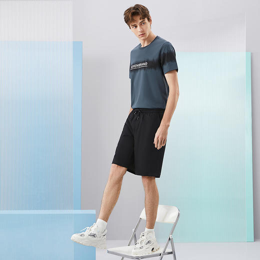 柒牌男士休闲短裤2024夏季新款时尚潮流中青年条纹印花直筒男裤子	126H72750 商品图3