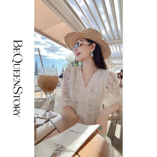 BeQueenStory【白巧桃乐丝】精致优雅镂空刺绣微灯笼袖收腰连衣裙 商品图2