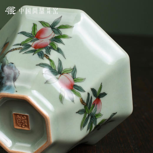 问鼎哥窑豆青八方杯（绶带双栖） 商品图4