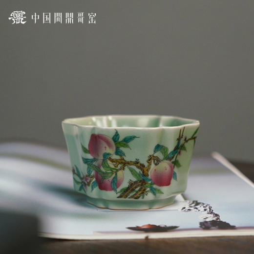 问鼎哥窑豆青簪花杯（三桃）（缺货） 商品图0