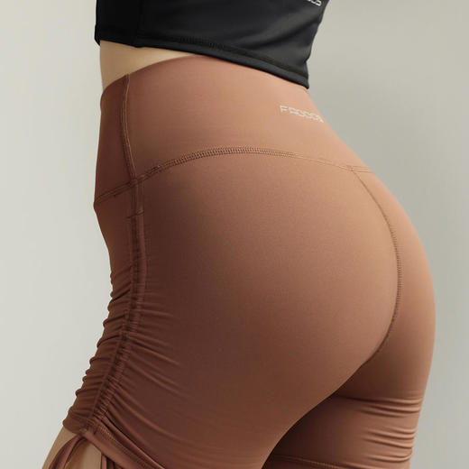 F2020010梵蒂欧2023新款瑜伽运动抽绳短裤 商品图7