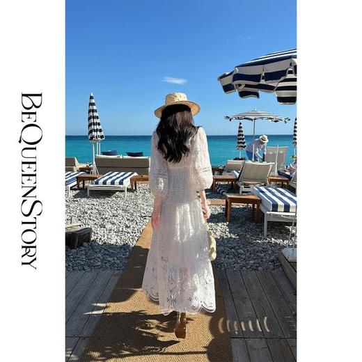 BeQueenStory【白巧桃乐丝】精致优雅镂空刺绣微灯笼袖收腰连衣裙 商品图3