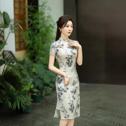 丝绸提花改良，时尚气质素雅旗袍ZA82305 商品图1