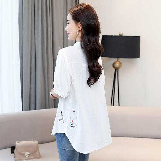 v领绣花白衬衫，刺绣宽松纯棉气质上衣MJ3157 商品图3