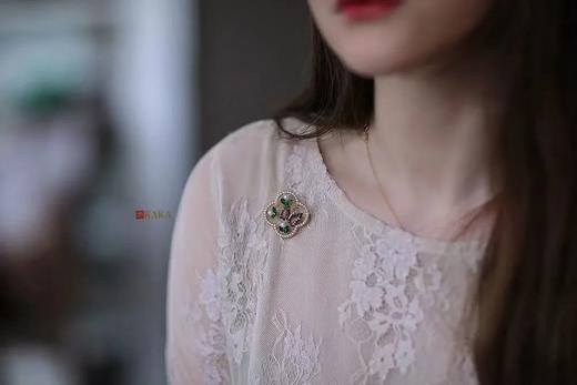 小轩窗 ｜ 珍珠翡翠碧玺胸针 商品图6