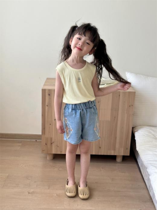 🔥【启月兔超柔软贴钻国风女童牛仔裤】1、超短裤版型挺阔，舒适度高 显高显瘦💰 2、松紧裤腰，可自由调节腰围 包容多种身材 👨🏻 商品图1