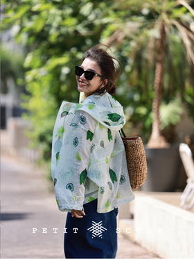 言叶之庭 纯棉盐缩肌理树叶印花连帽防晒外套