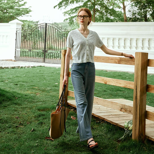 OLrain欧芮儿杏白色V领针织衫女夏季2024年新款蝴蝶结提花开衫 商品图4