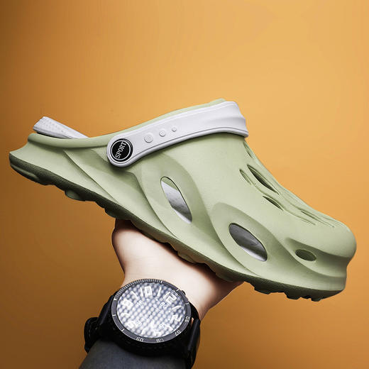 【包头拖鞋男夏季】外穿防滑轻便开车洞洞鞋 男士运动休闲沙滩半拖凉鞋 商品图1