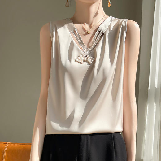 纤束马新中式国风盘扣背心 RW-D45 商品图1