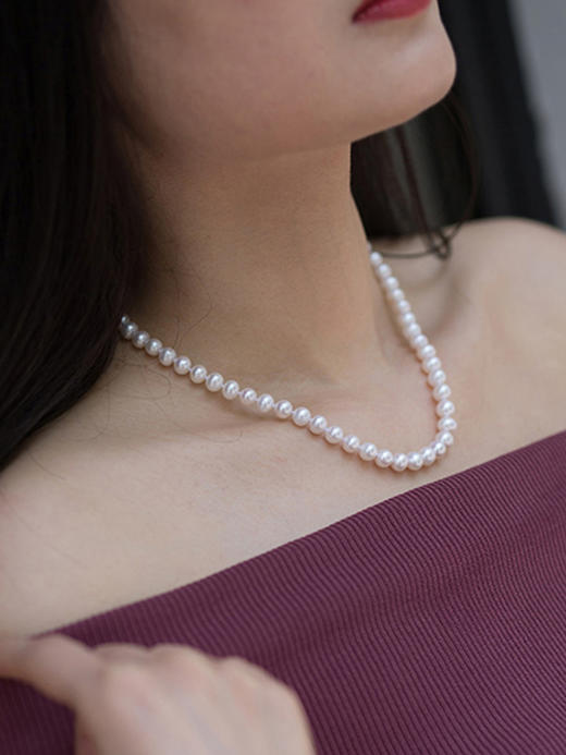 LUCINE鹿鸣 珍珠项链天然淡水白经典百搭锁骨女款送妈妈新年礼物 商品图1