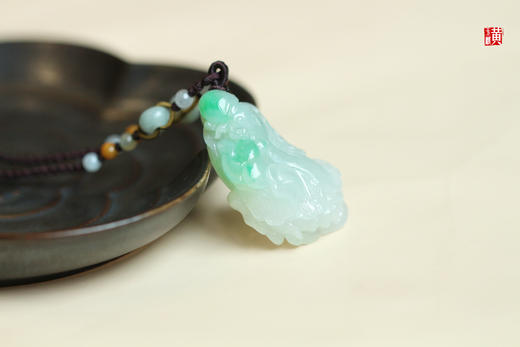 天然翡翠【百财汇聚】吊坠    配精美挂绳 商品图0