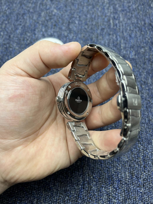 欧米茄 OMEGA LADYMATIC 备受瞩目的鸟巢系列新品女士腕表 商品图5