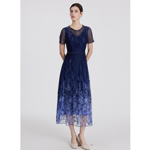 司歌刺绣印花连衣裙圆领短袖收腰优雅端庄A891054X 商品图4