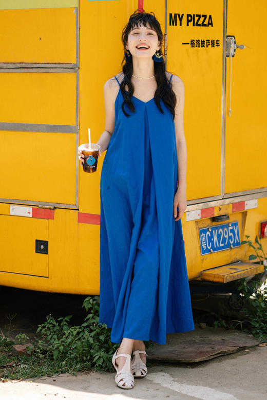 绽放354朵/【入蓝系列】宝蓝色V领吊带裙海边旅游度假棉麻连衣裙 商品图5