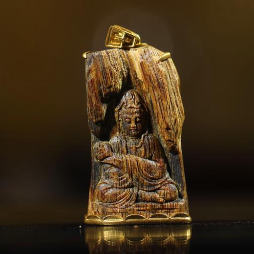 BC.BT5.27-8   白棋沉水《观音》4.88g 商品图0