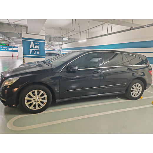 奔驰 R 300L 商务型【长租-北京】 商品图2