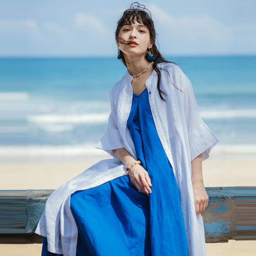 绽放354朵/【入蓝系列】宝蓝色V领吊带裙海边旅游度假棉麻连衣裙 商品图2