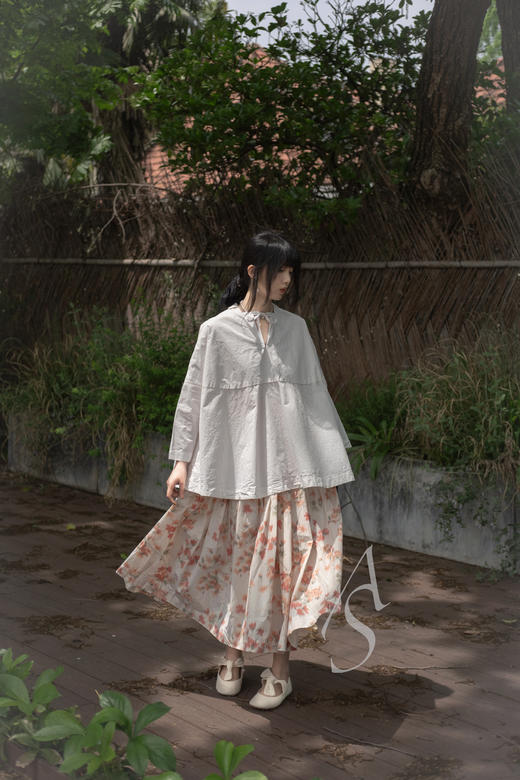 Daniela Gregis  石榴红/象牙白/深蓝色蝴蝶结系带芭蕾鞋 商品图9