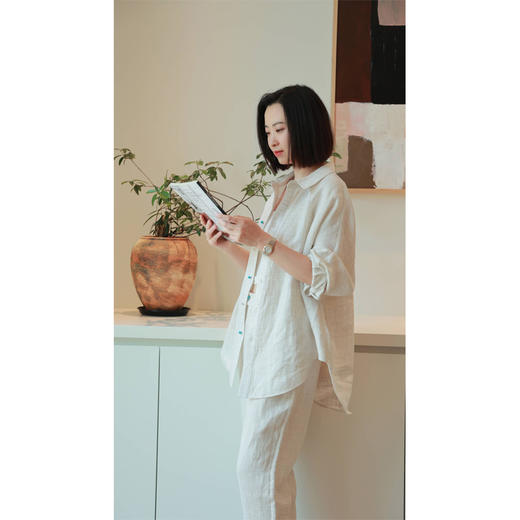 【抖音专属】衬衣07250玉頩【赠小脚裤24709696玉頩-或-阔腿裤24709717玉頩】 商品图1