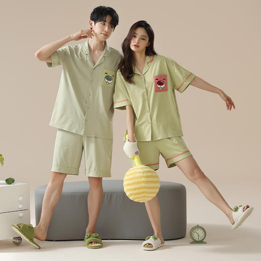 【轩尼小熊联名】自然醒贴贴熊睡衣女夏季纯棉可爱短袖短裤男士套装情侣家居服外穿卡通JLM 商品图4