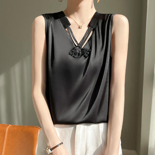 纤束马新中式国风盘扣背心 RW-D45 商品图5